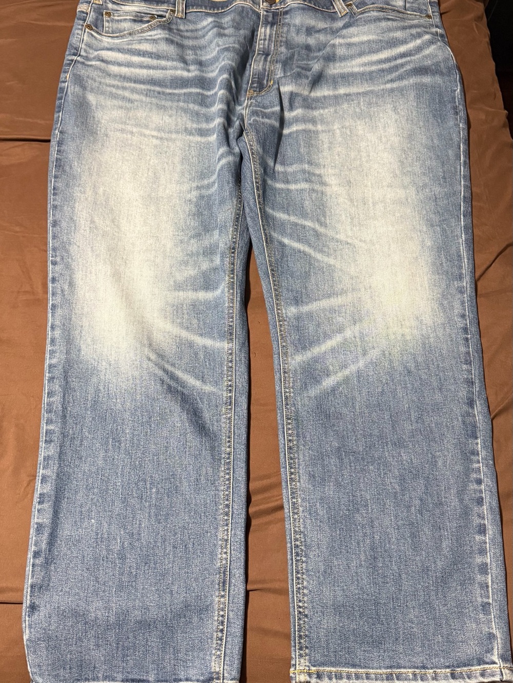 Men's Straight Jeans in Light Blue Wash